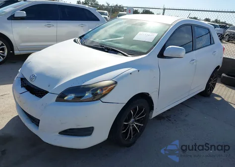 2011 Toyota Matrix z USA, uszkodzony, nr VIN 2T1KU4EE3BC697553